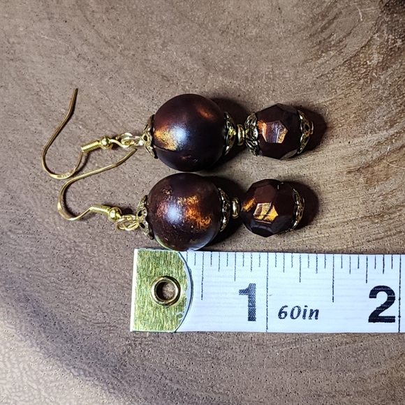 Gold Toned Earrings With Brown And Bronze Swirled Beads Dangle Pierced Earrings - Picture 4 of 10